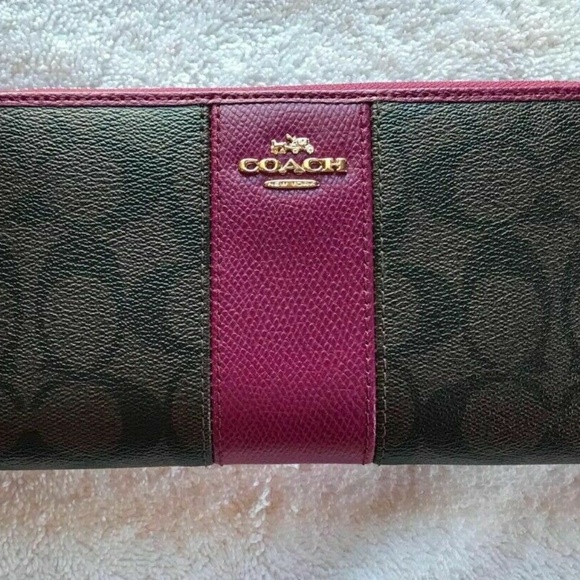 Coach Signature PVC/Leather Zip Around Wallet - Picture 1 of 5